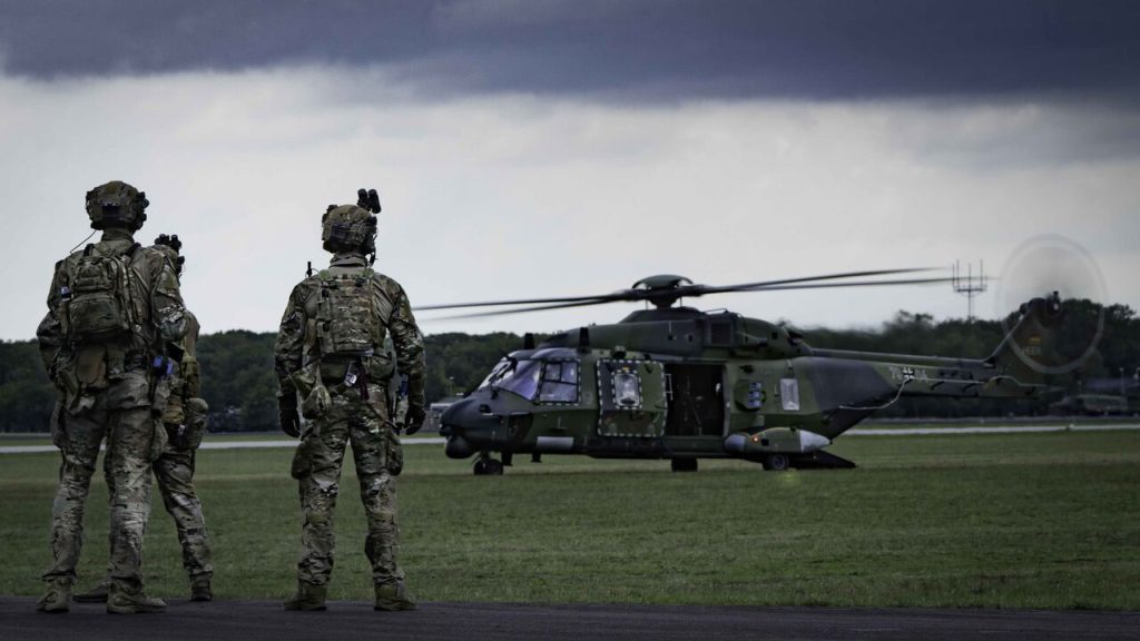 Helicopter Weapon Instructor Course (HWIC) SOF in Gilze Rijen